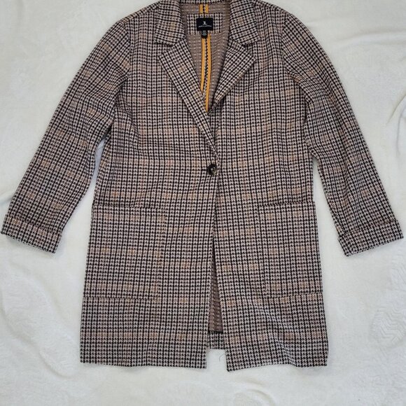 Jules & Leopold Long Oversized One Button Houndstooth Blazer | Cream Black Gold - Picture 2 of 3